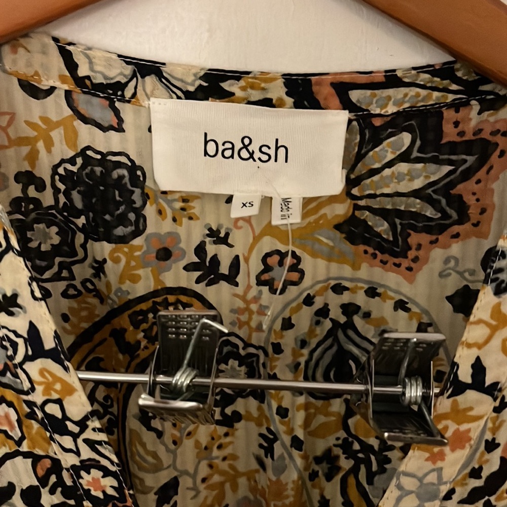 BA&SH - Picture 5 of 10